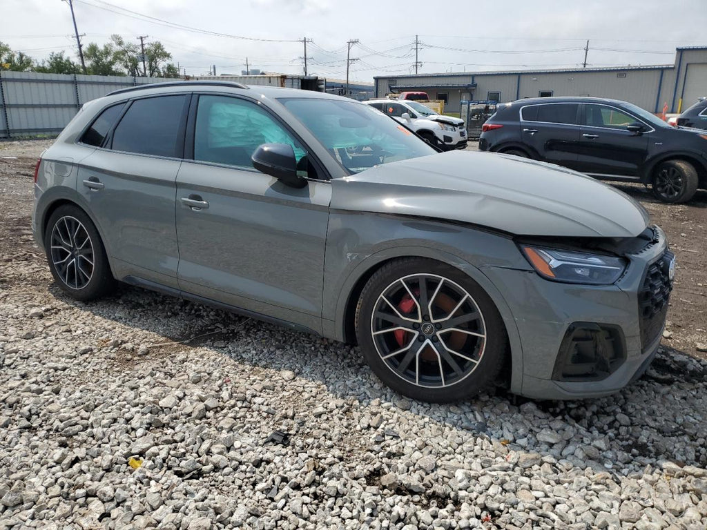 Audi sq5 premiu WA1B4AFYXM2017425