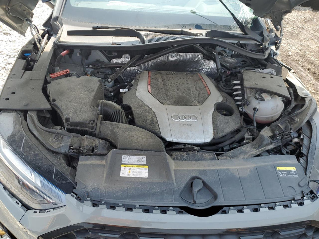 Audi sq5 premiu WA1B4AFYXM2017425