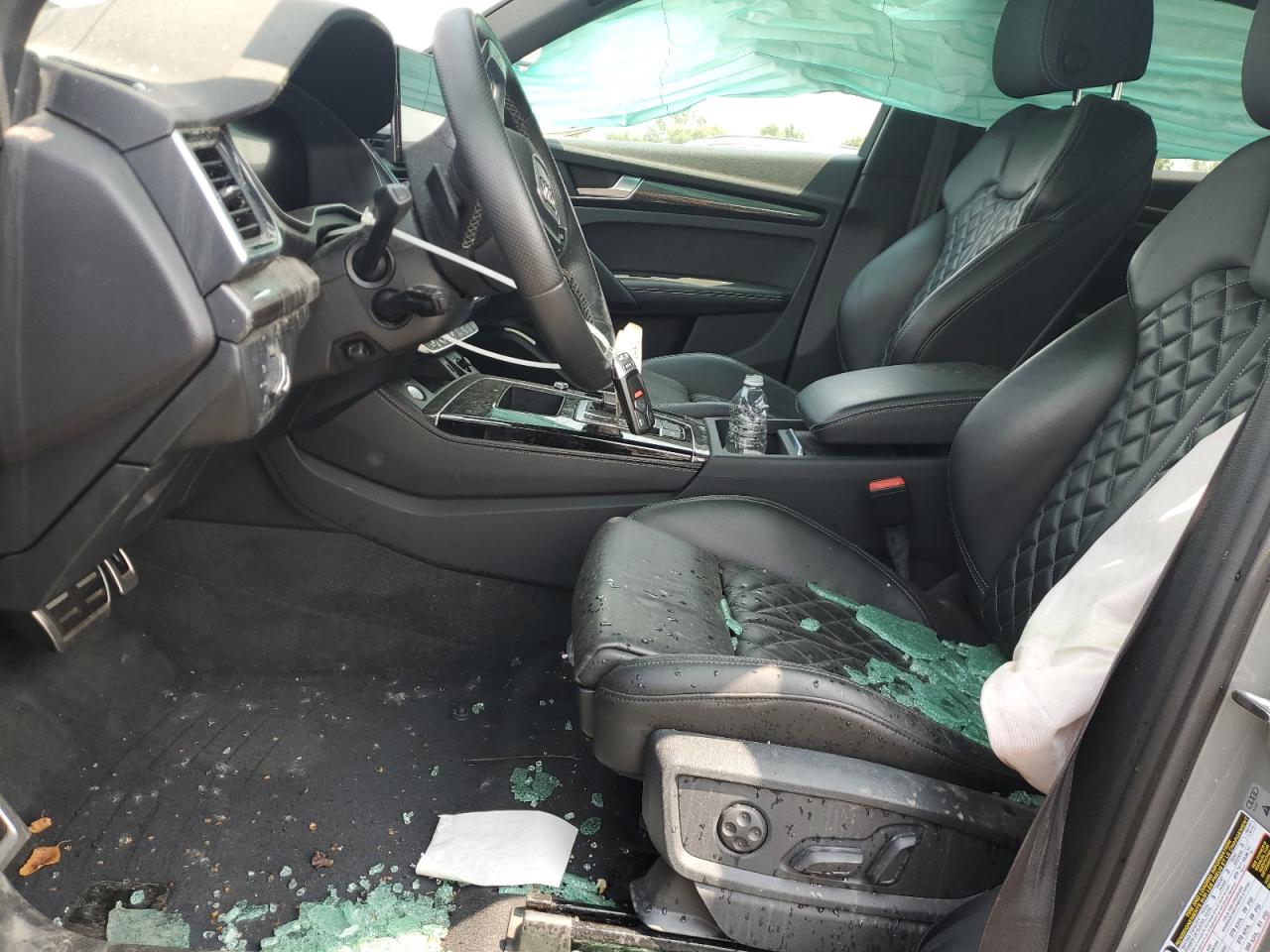 Audi sq5 premiu WA1B4AFYXM2017425