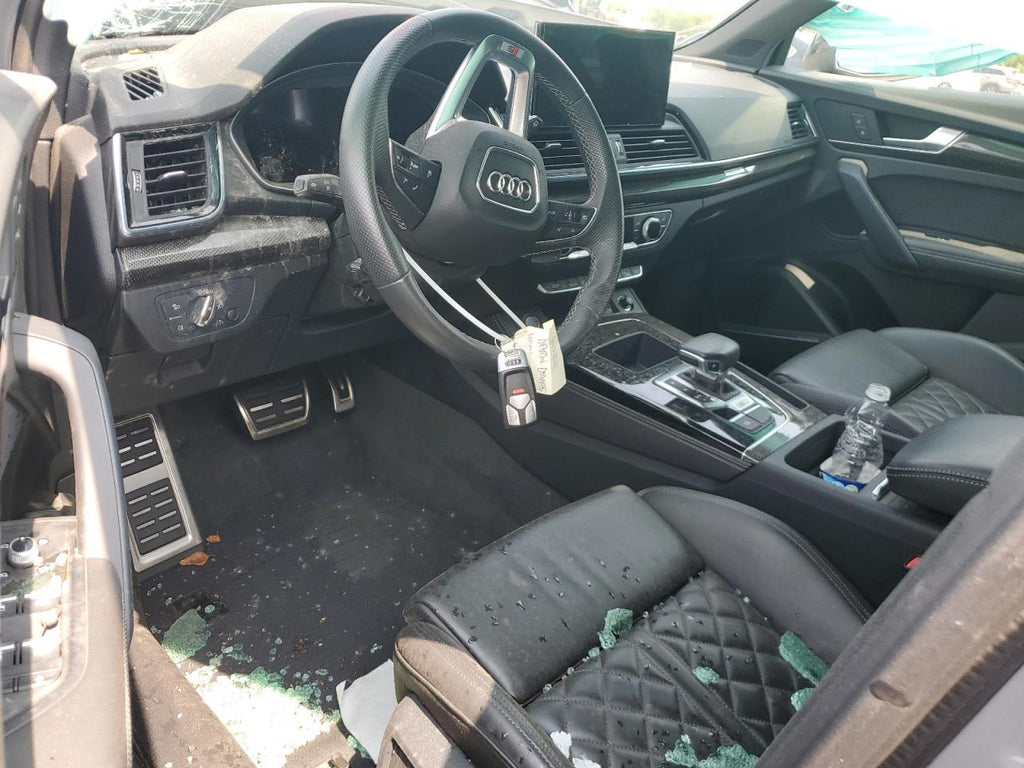 Audi sq5 premiu WA1B4AFYXM2017425