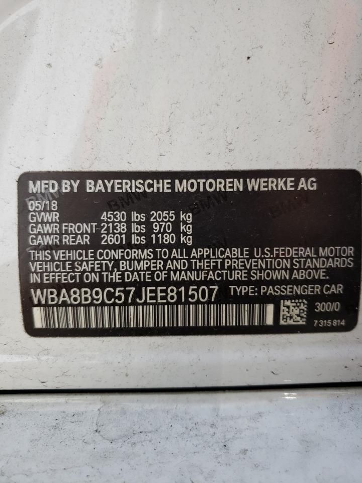 Bmw 330 i WBA8B9C57JEE81507