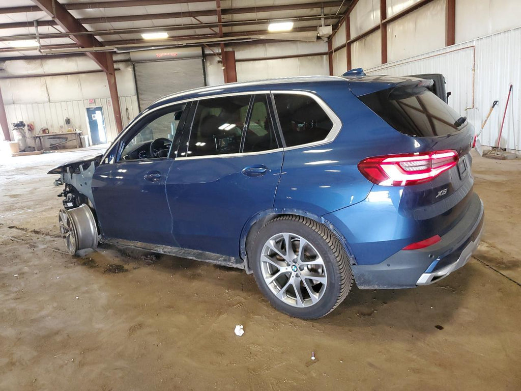 Bmw x5 xdrive4 5UXCR6C53KLL38263