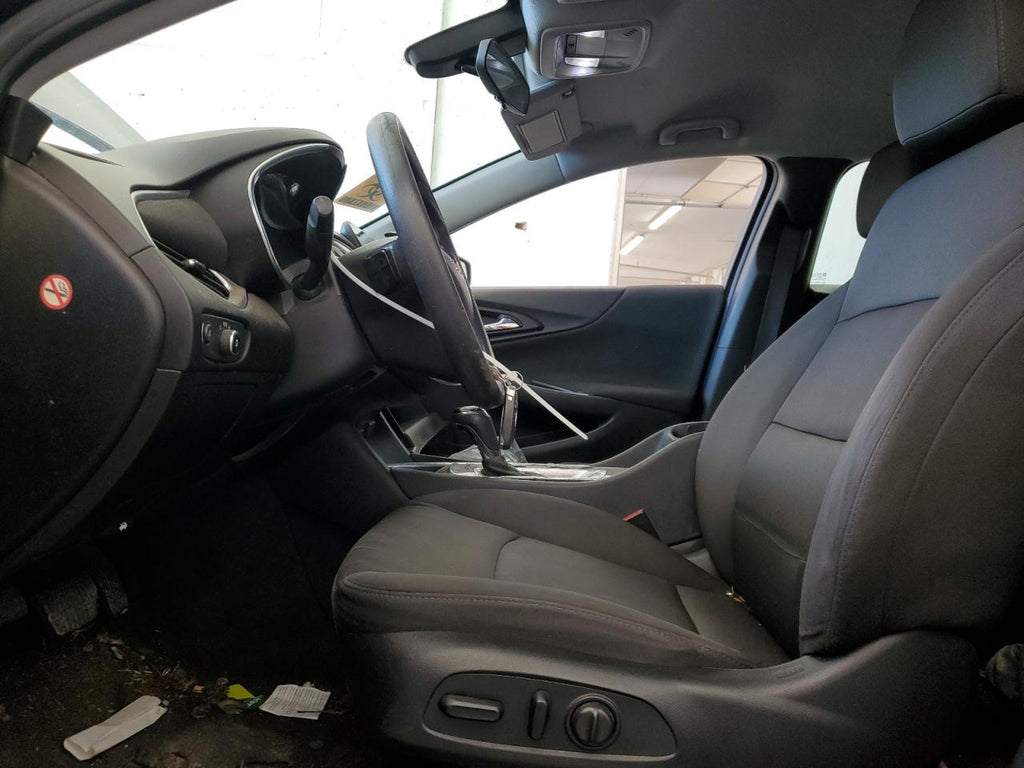 Chevrolet malibu lt 1G1ZD5ST1LF072853