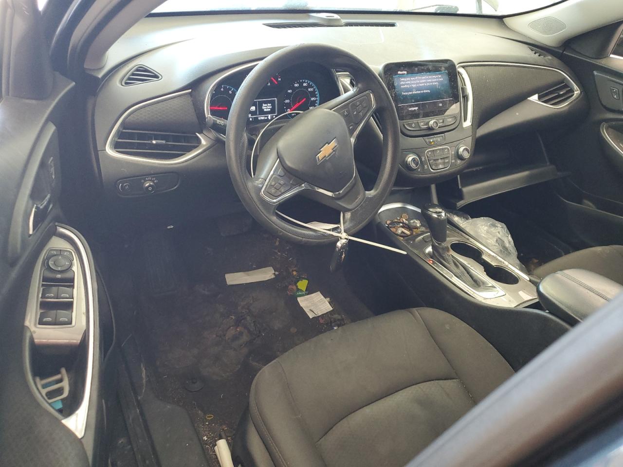 Chevrolet malibu lt 1G1ZD5ST1LF072853