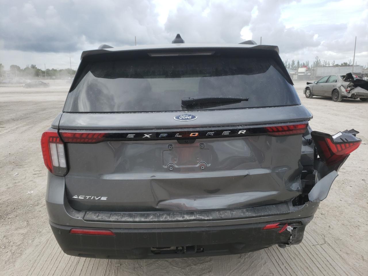 Ford explorer a 1FMUK7DH8SGB88440