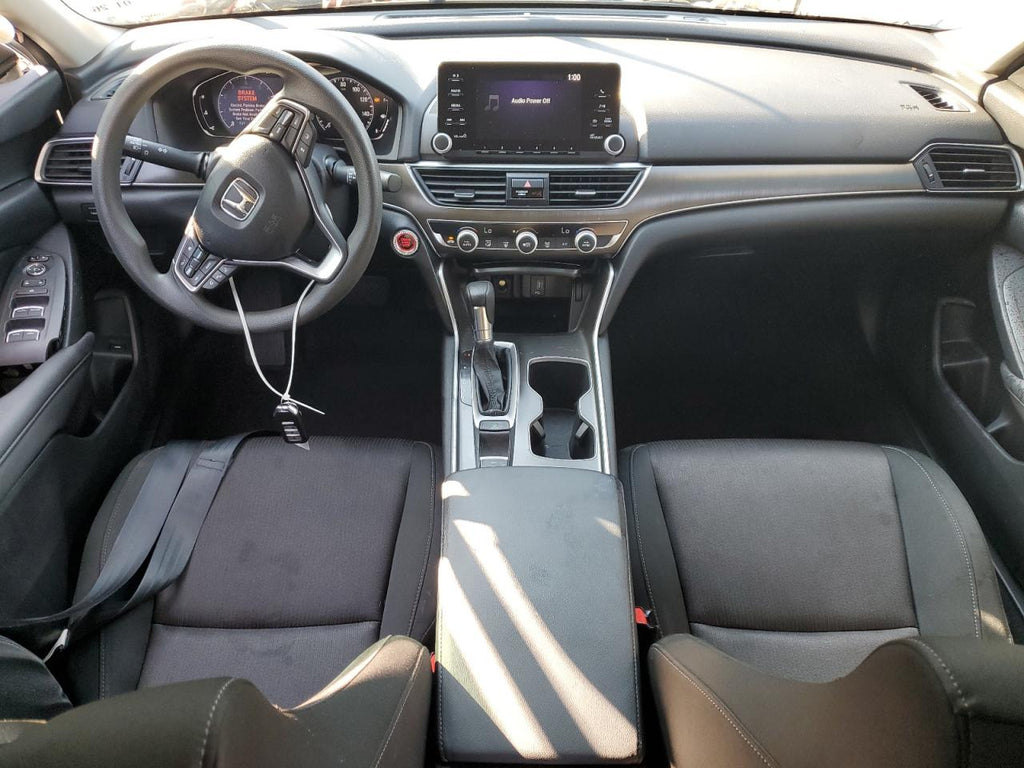 Honda accord lx 1HGCV1F11LA040561