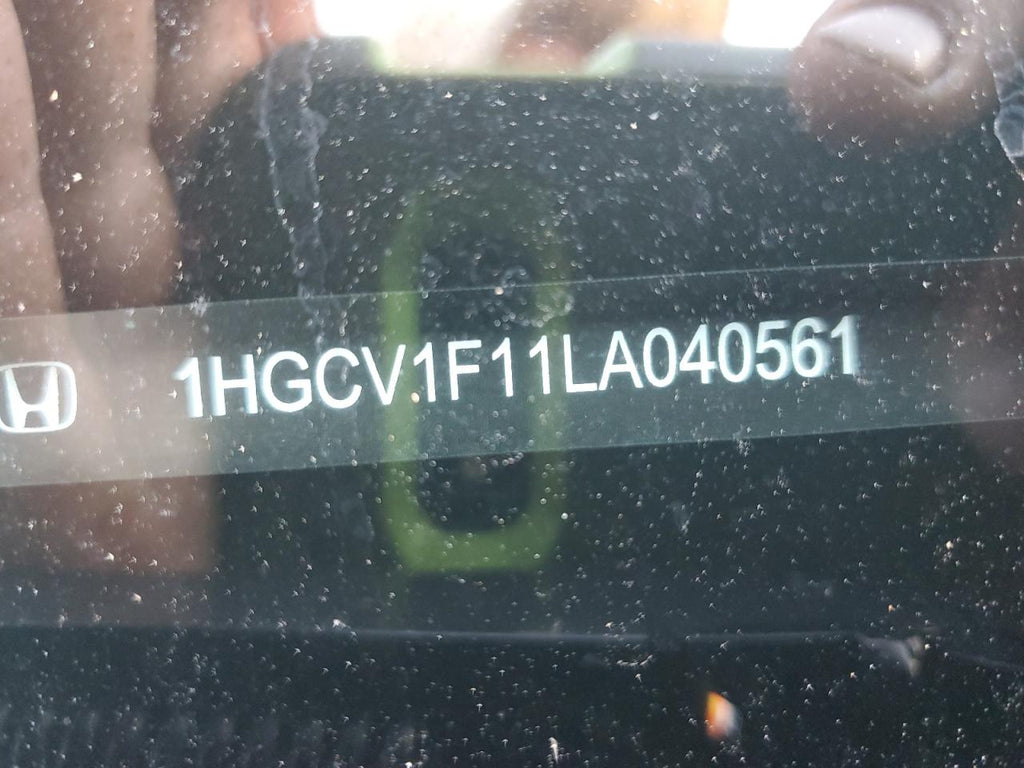 Honda accord lx 1HGCV1F11LA040561