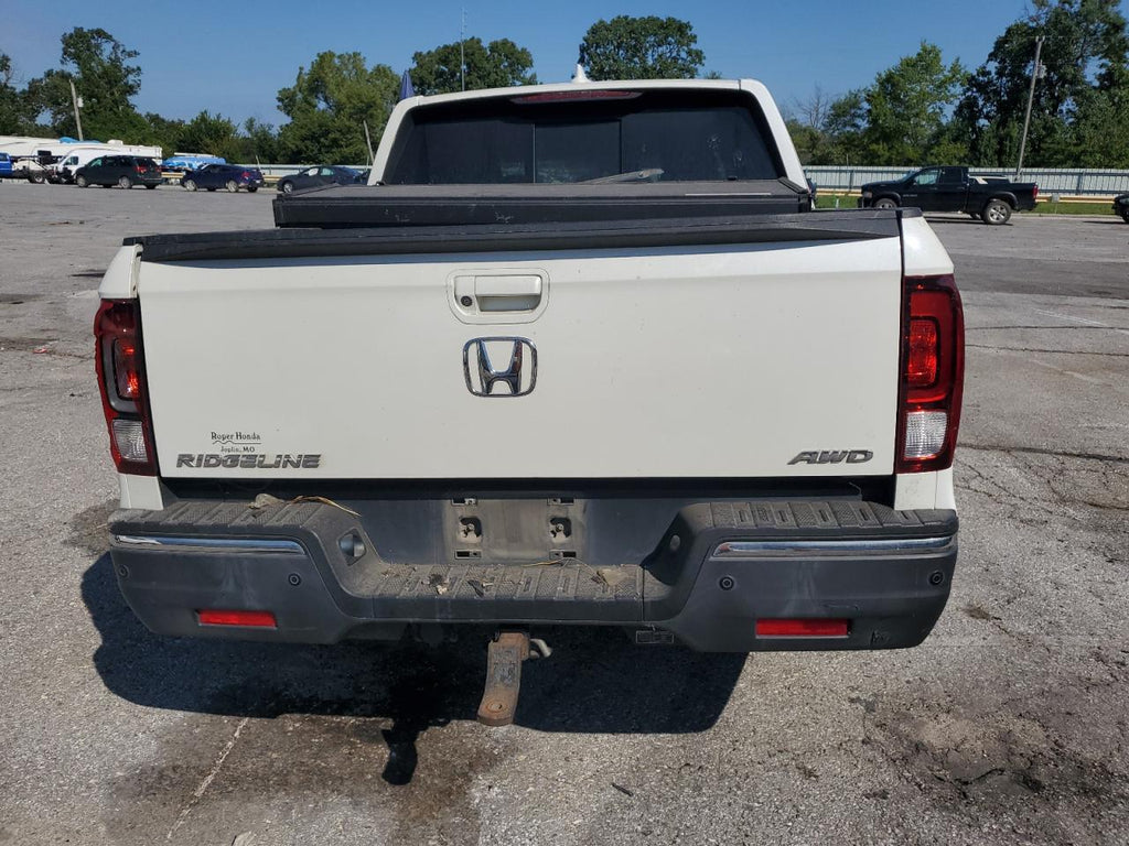 Honda ridgeline 5FPYK3F71HB034892