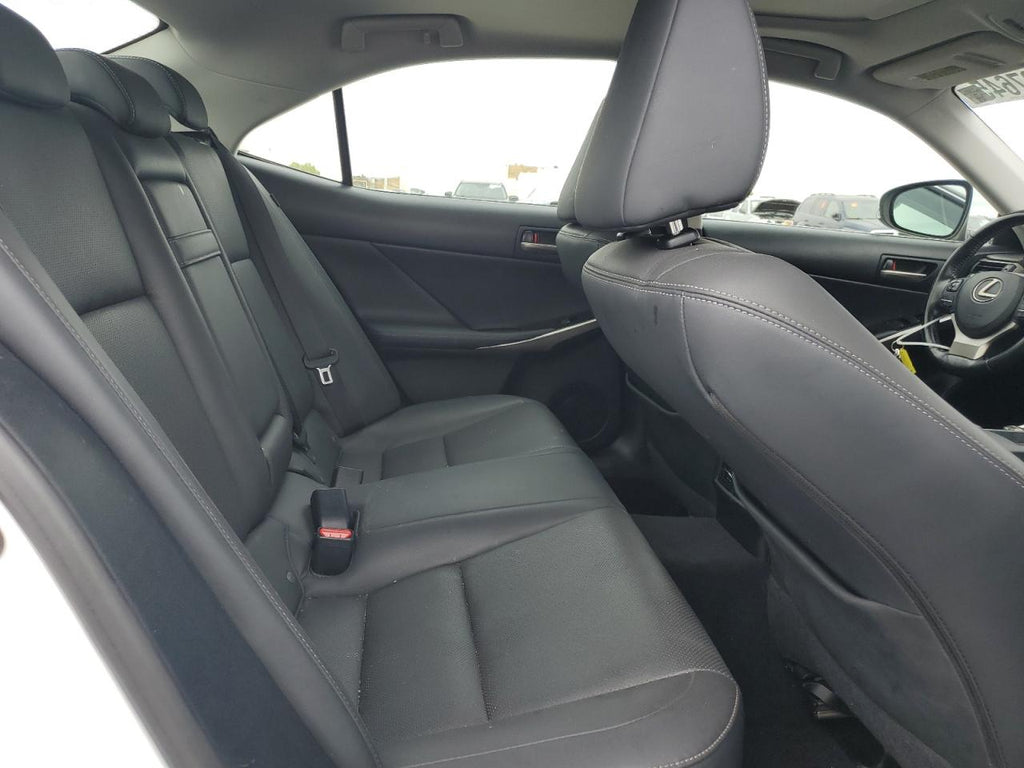 Lexus is 200t JTHBA1D28H5053775