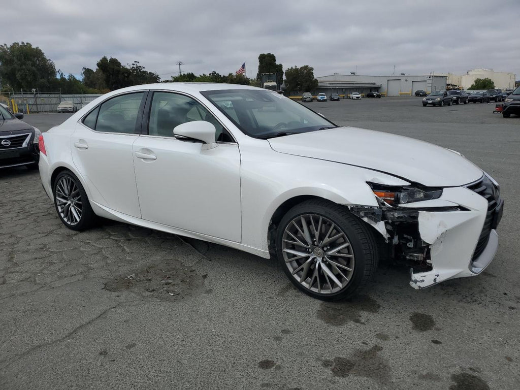 Lexus is 200t JTHBA1D28H5053775