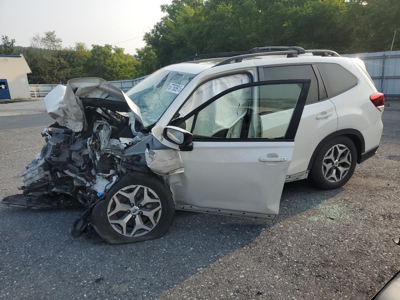 Subaru forester p JF2SKAEC2NH461738