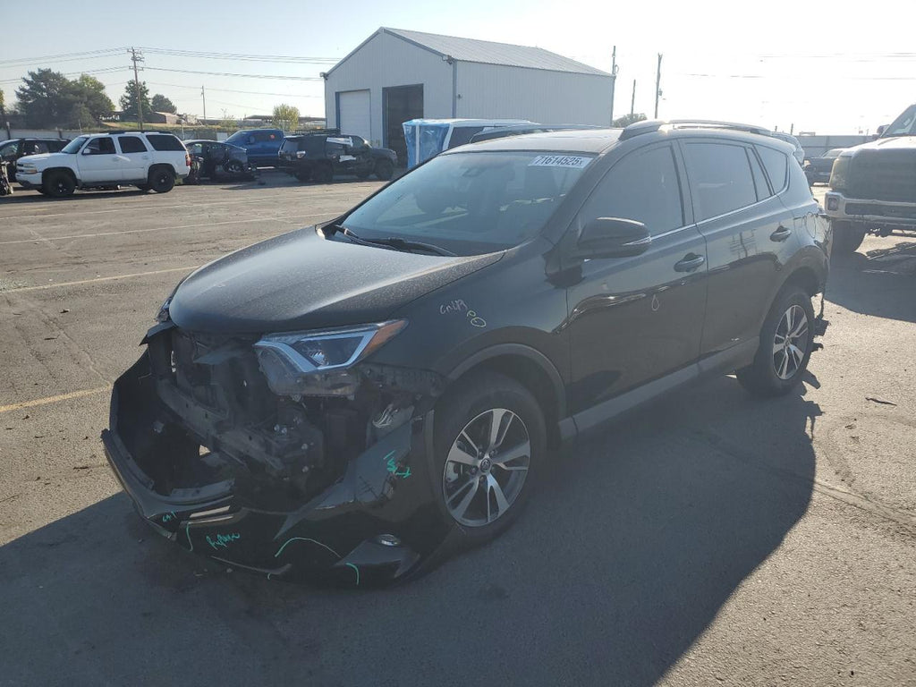 Toyota rav4 adven 2T3RFREV6JW696472