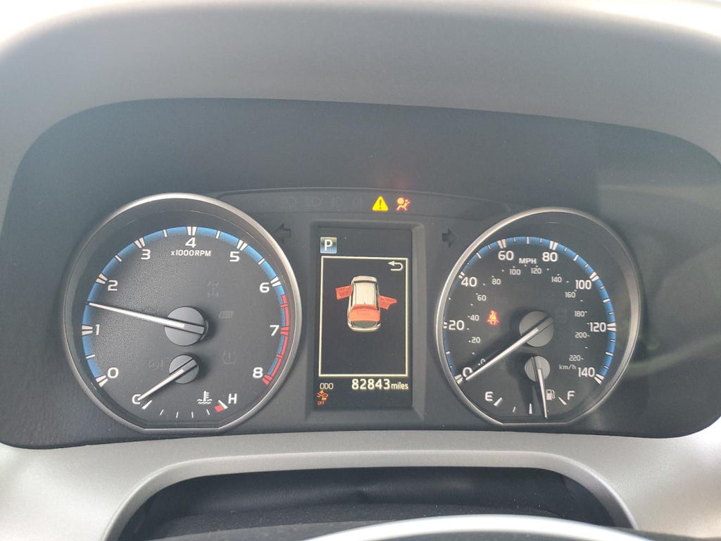 Toyota rav4 adven 2T3RFREV6JW696472