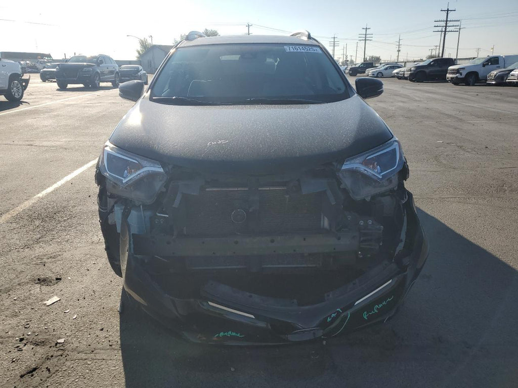 Toyota rav4 adven 2T3RFREV6JW696472