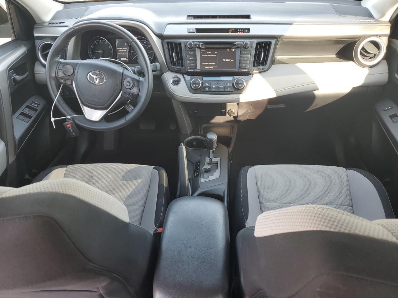 Toyota rav4 adven 2T3RFREV6JW696472