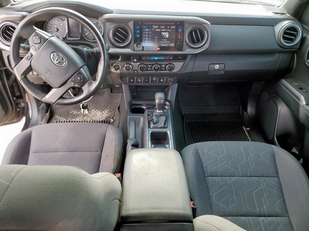 Toyota tacoma dou 5TFDZ5BN9HX020134