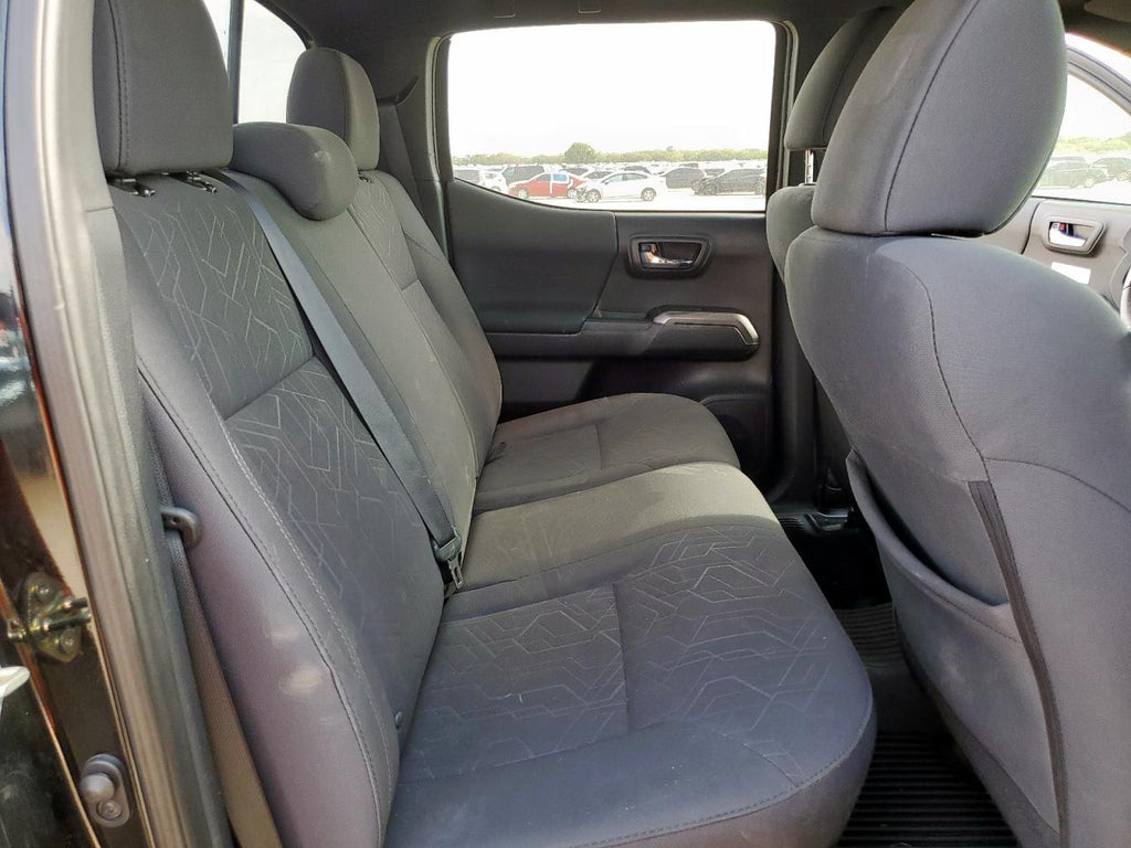 Toyota tacoma dou 5TFDZ5BN9HX020134