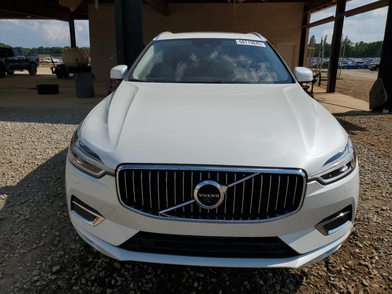 Volvo xc60 t5 in LYV102DL7KB264178